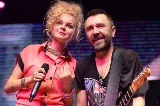 Екс-солістці "Ленінграду" заборонили виконувати пісню про лабутени