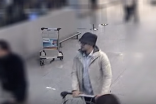 Опубліковане відео камер спостережень із підозрюваним у теракті в аеропорту Брюсселя