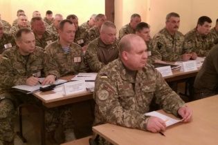 Порошенко призначив нового командувача Сухопутних військ України