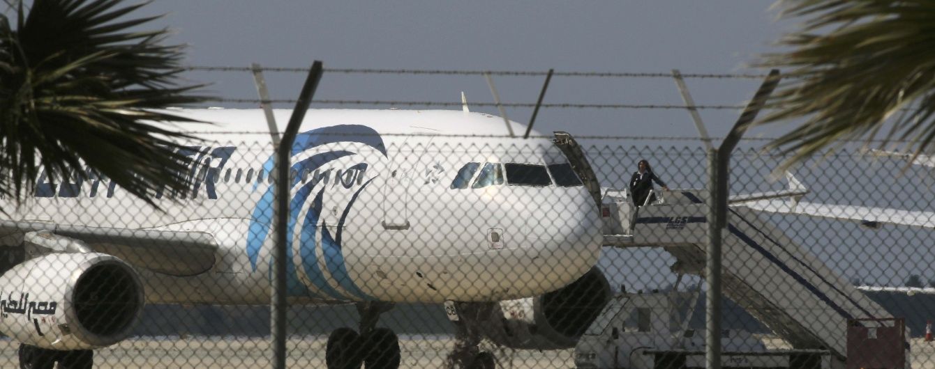ЗМІ назвали ім'я викрадача літака EgyptAir