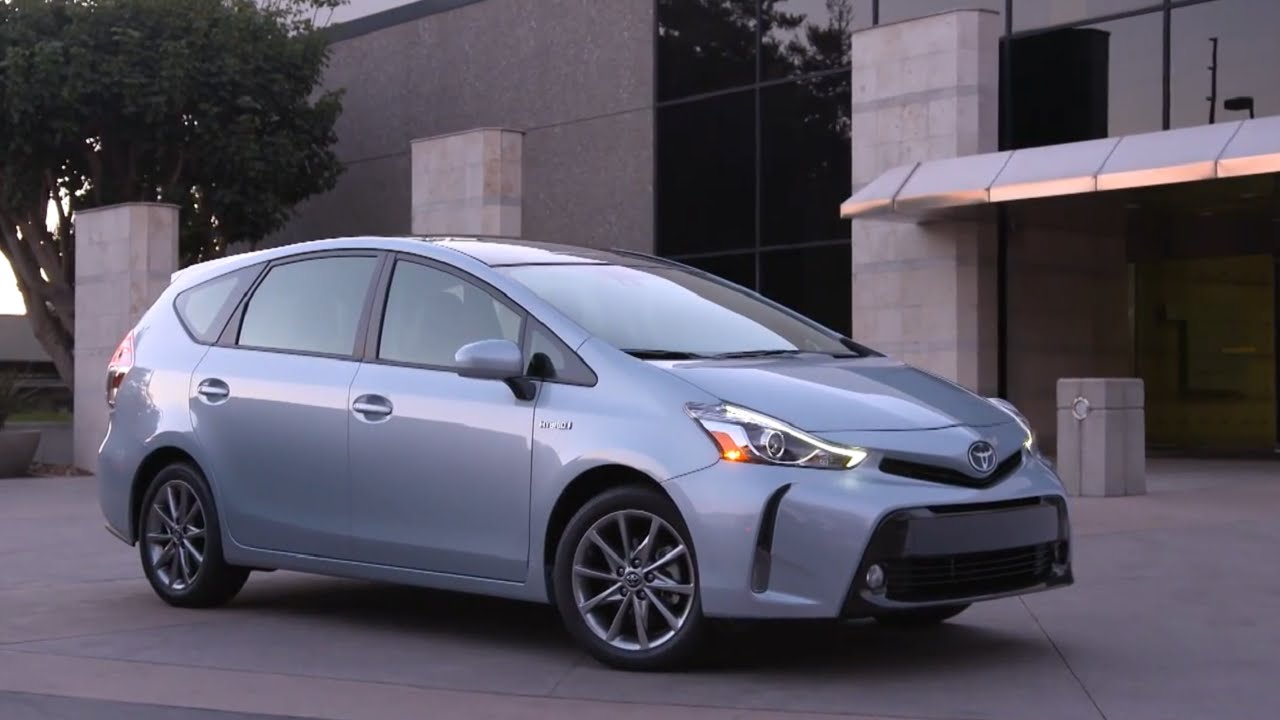 Toyota Prius v