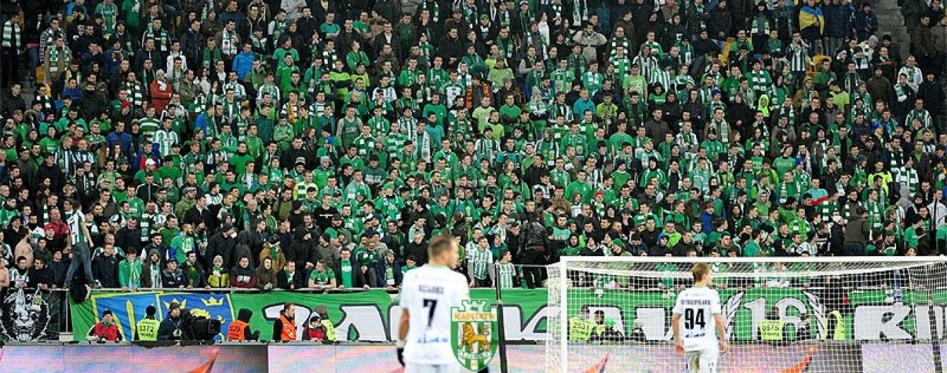 "Карпатам" загрожує покарання за расистські вигуки фанатів про футболіста Окечукву