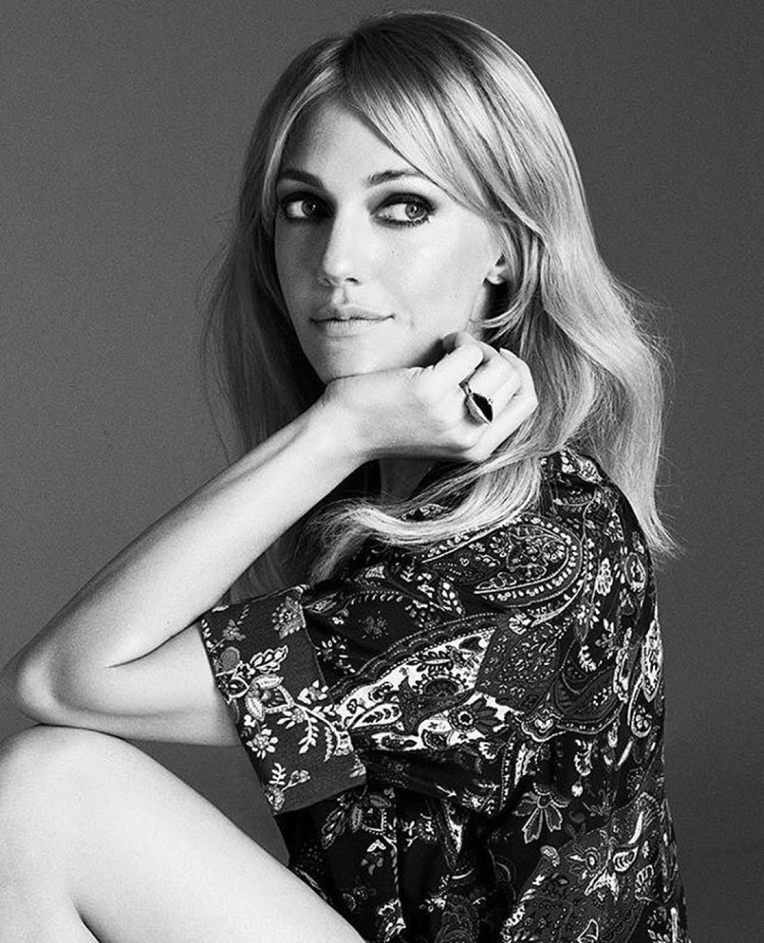 Мер'єм Узерлі для Harper's Bazaar_1