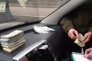 У Києві затримали "ділка" за вимагання неймовірного хабара у $ 200 тис