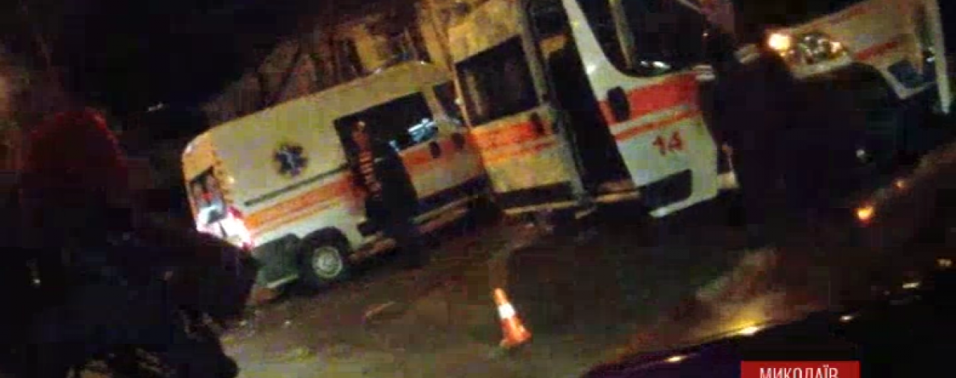 У Миколаєві "Жигулі" з шістьма людьми в салоні протаранили "Тойоту" з дитиною