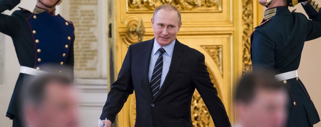 На межі провалу. Епічні курйози Путіна під час прямих ліній та прес-конференцій
