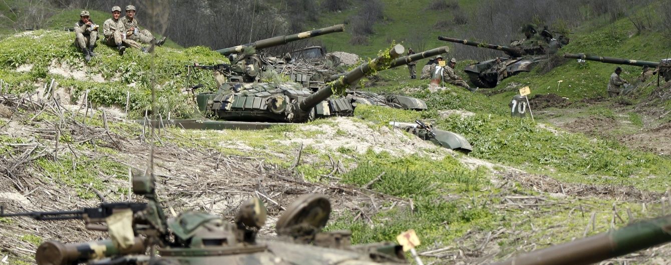 Вірменія та Азербайджан домовилися про перемир'я в Нагірному Карабаху