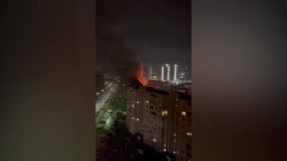 У Києві збили літальний апарат, після його падіння запалала багатоповерхівка