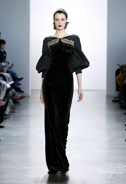 Колекція Badgley Mischka прет-а-порте сезону осінь-зима 2020-2021 / © East News