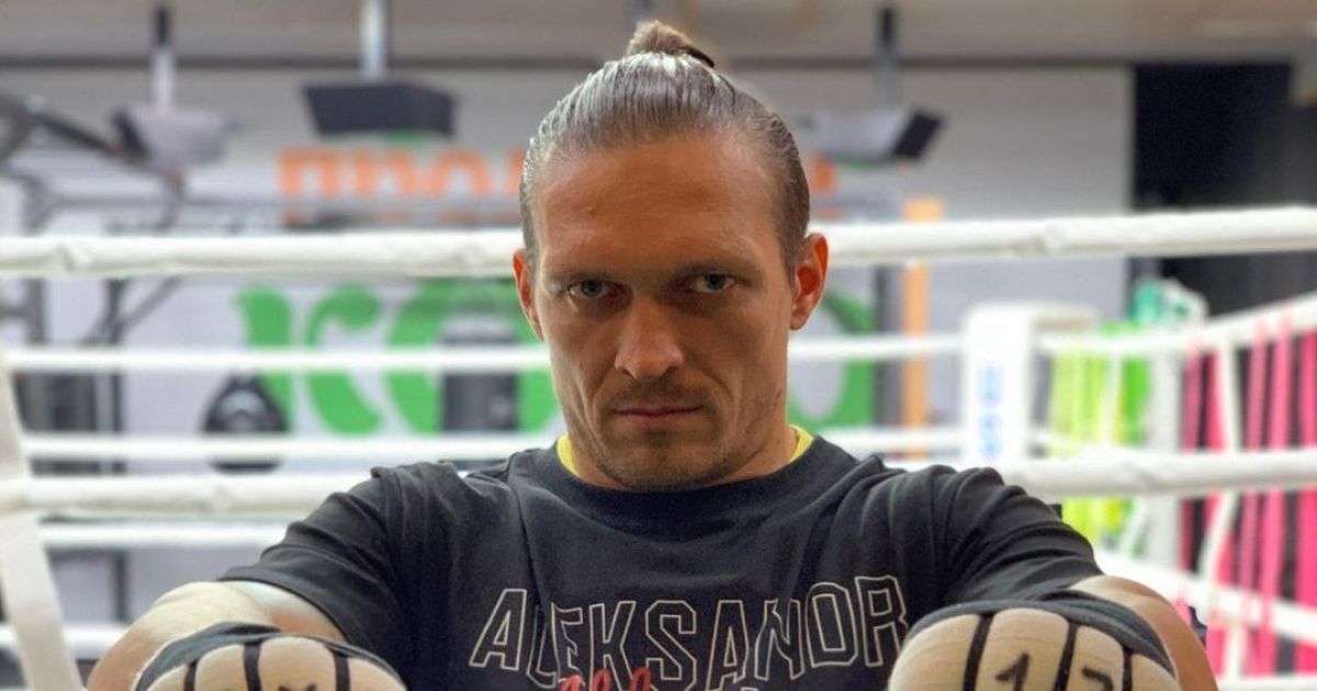 Александр Усик