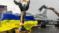 Знищення останнього українського бомбардувальника Ту-22м3 / Колаж: ТСН.ua