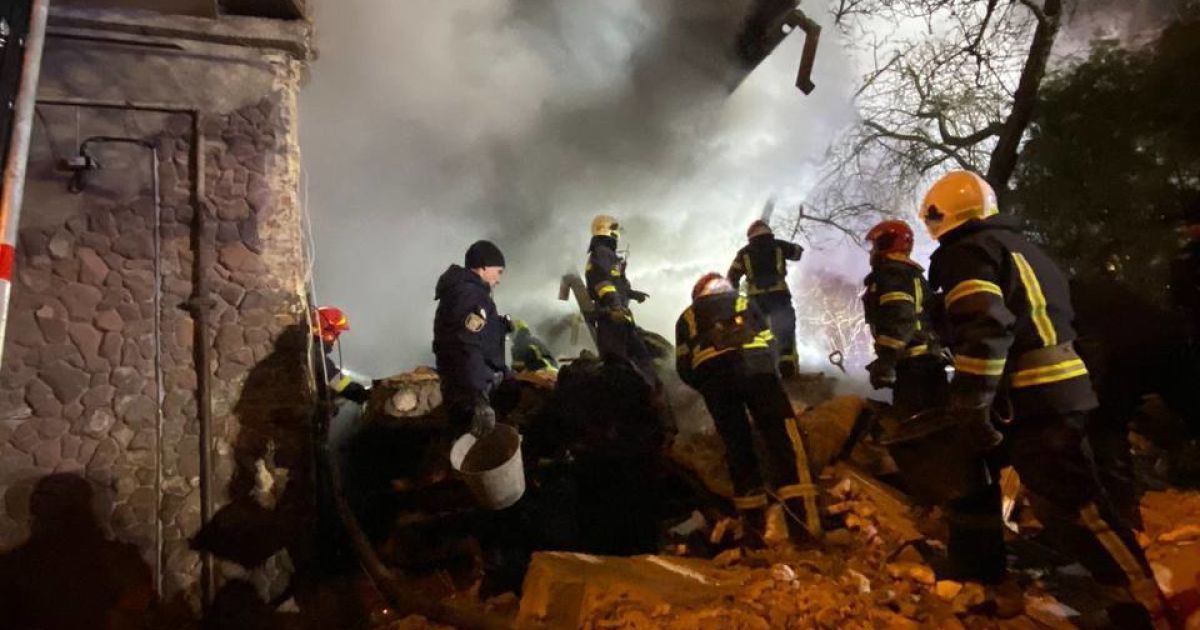 На месте взрыва дома во Львове / © МВС Украины в Telegram