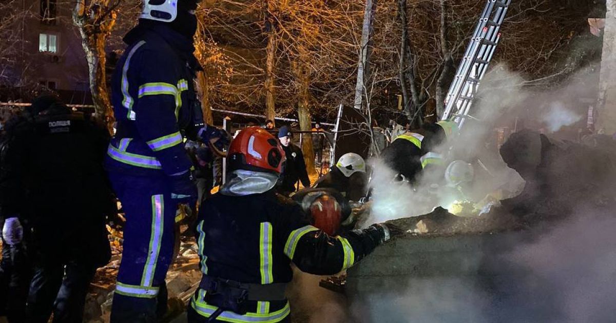 На місці вибуху будинку у Львові