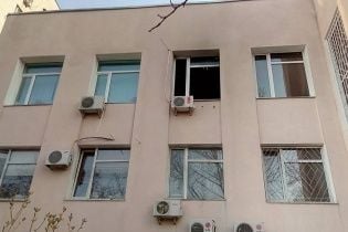 У Києві кабінет судді у справі ГРУвців закидали "коктейлями Молотова"