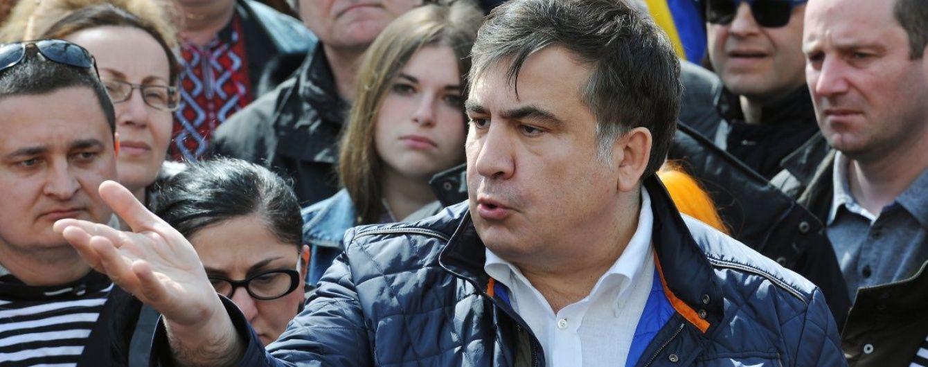 Саакашвілі закликав Порошенка "навести порядок" і ввести Нацгвардію до Одеси