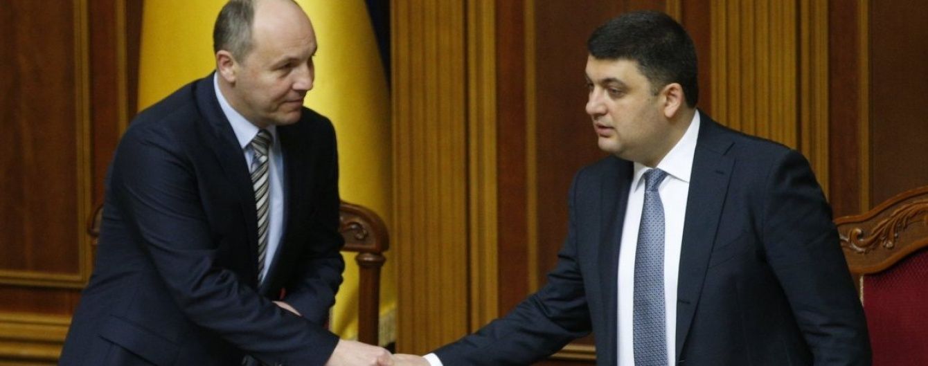 Парубій поділився секретом, що п'є з Гройсманом опівночі в парламенті