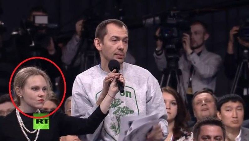 Королева мікрофона, прес-конференція Путіна у 2015 році