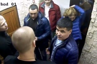 В Росії начальник поліції викликав ОМОН після того, як не пройшов фейсконтроль у ресторані