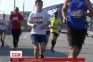 У Києві стартував шостий благодійний напівмарафон