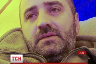 У центрі Львова волонтер оголосив голодування на підтримку Савченко