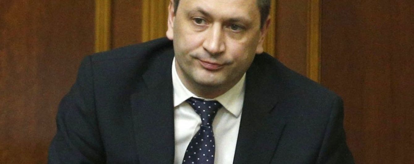 Міністр у справах окупованих територій хоче повернути повну виплату соцдопомоги на Донбасі