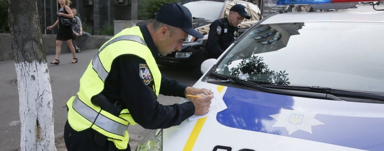 У Чернігові п'яний поліцейський потрапив у ДТП