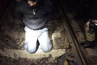 Екс-міліціонера, який намагався підірвати пасажирський потяг, засудили на 5 років