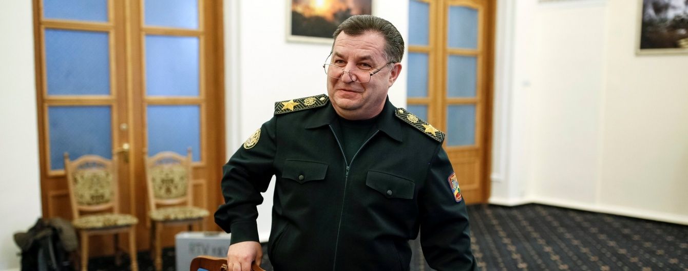 Недорахувався. В е-декларації міністра оборони не вистачає 6 тисяч грн доходу