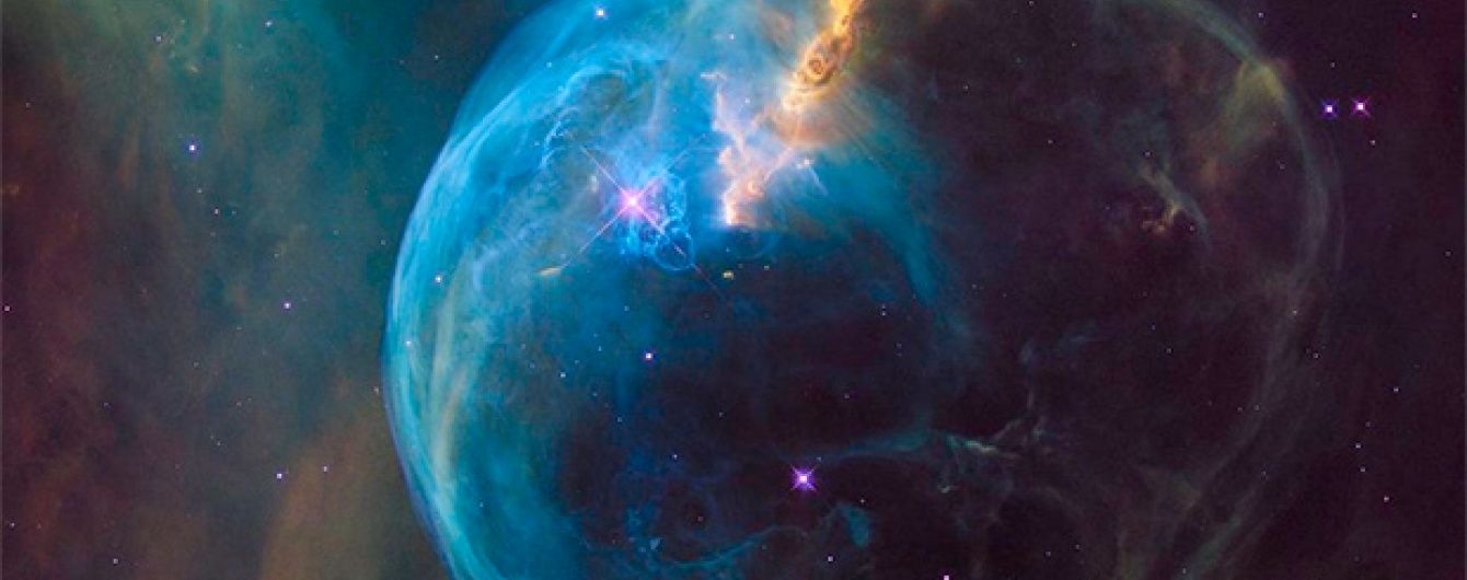 NASA показала космічний міхур