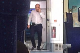 Киву заскочили в поїзді з пістолетом "в трусах"
