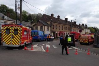 У Франції вибухнув будинок, під завалами залишаються люди