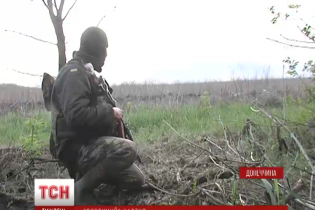 "Повзучий наступ" українських військових та обстріли бойовиків. Хроніка АТО