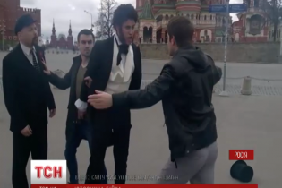 У Москві біля Мавзолею побилися "Пушкін" і "Ленін"