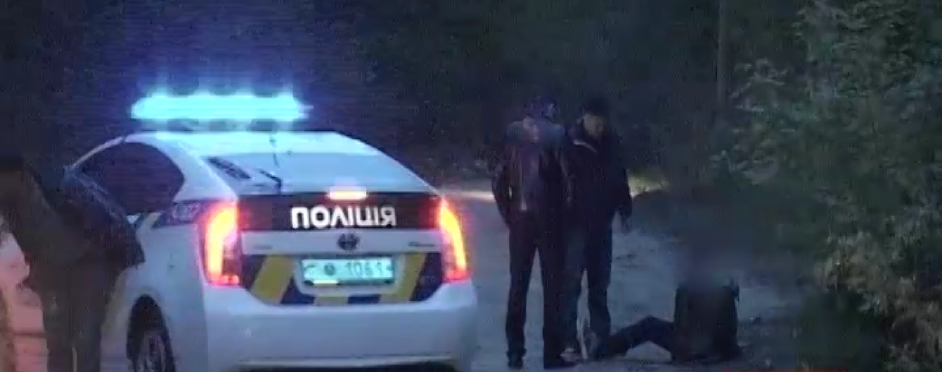 З'явилося відео з місця стрілянини по поліцейських у Києві