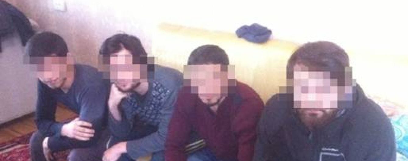У Києві схопили п'ятьох прибічників "Ісламської держави", які прямували до Сирії