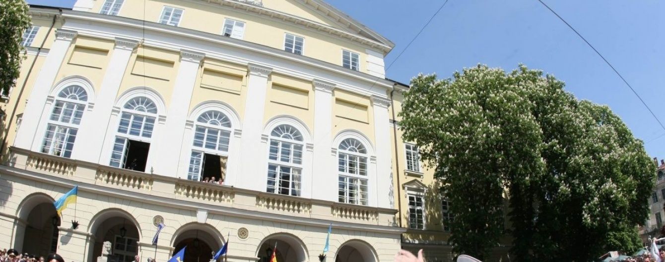 СБУ проводит обыски во Львовском горсовете