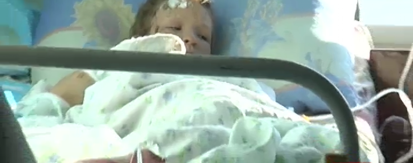 Дівчинку-сироту, яку віддали чужим людям, після розголосу поспіхом повернули до Краматорська