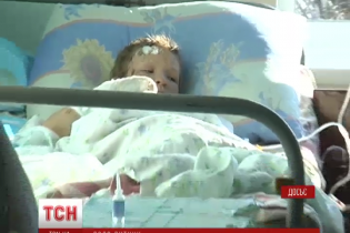 Дівчинку-сироту, яку віддали чужим людям, після розголосу поспіхом повернули до Краматорська