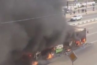 У Москві вщент згорів пасажирський автобус