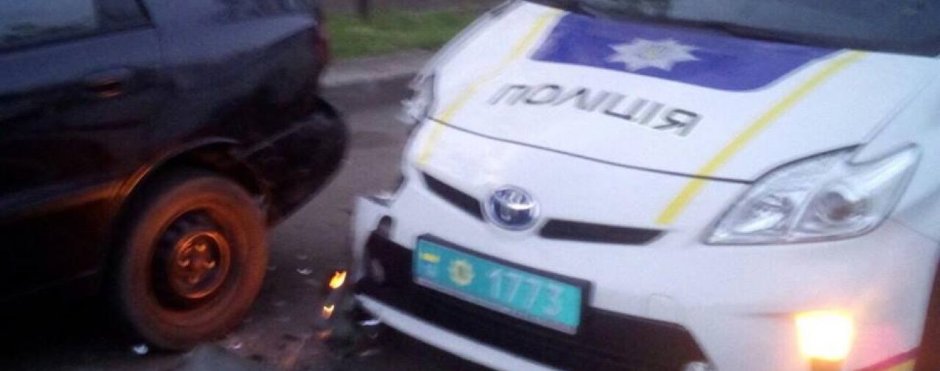 В Одесі патрульні збили таксиста - активіст
