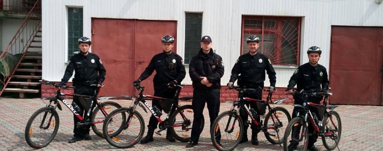 У Тернополі на вулицях з'явилися поліцейські велопатрулі