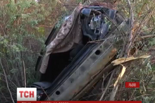 Свідок трагічної аварії у Львові розповів, як із БМВ у повітрі вилітали люди