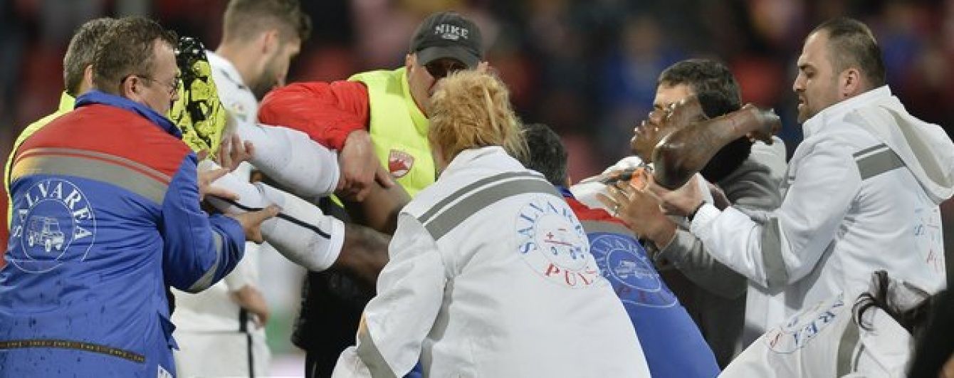 В Румунії просто на полі помер камерунський футболіст