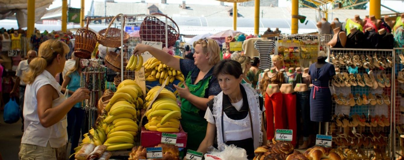 За місяць гречка і курятина впали у ціні, а цукор поспішає вгору
