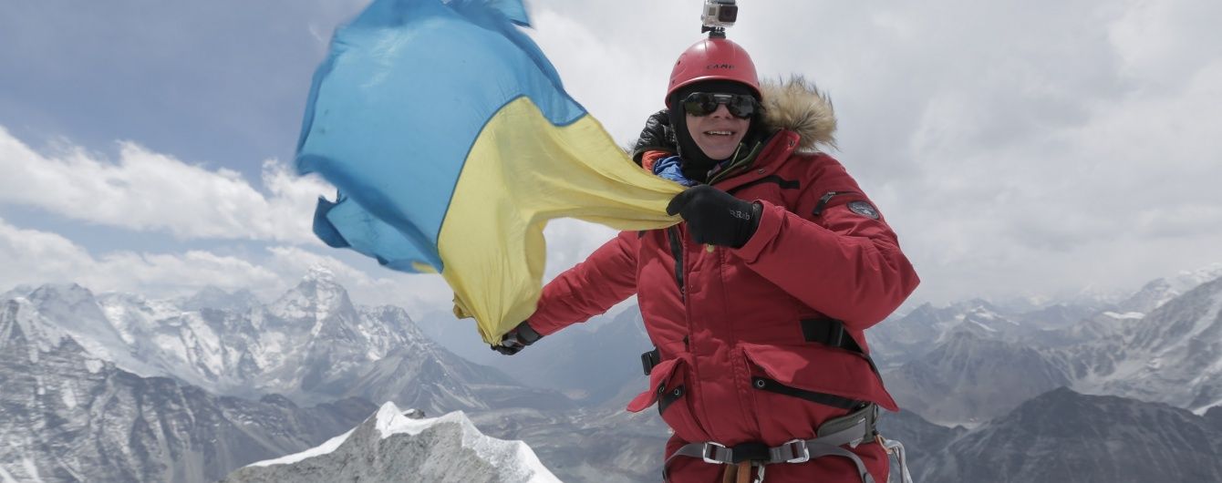 Екстремали Комаров та оператор "Світу навиворіт" підкорили легендарну вершину Гімалаїв