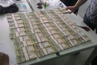 На Сумщині затримали голову сільради за отримання багатомільйонного хабара