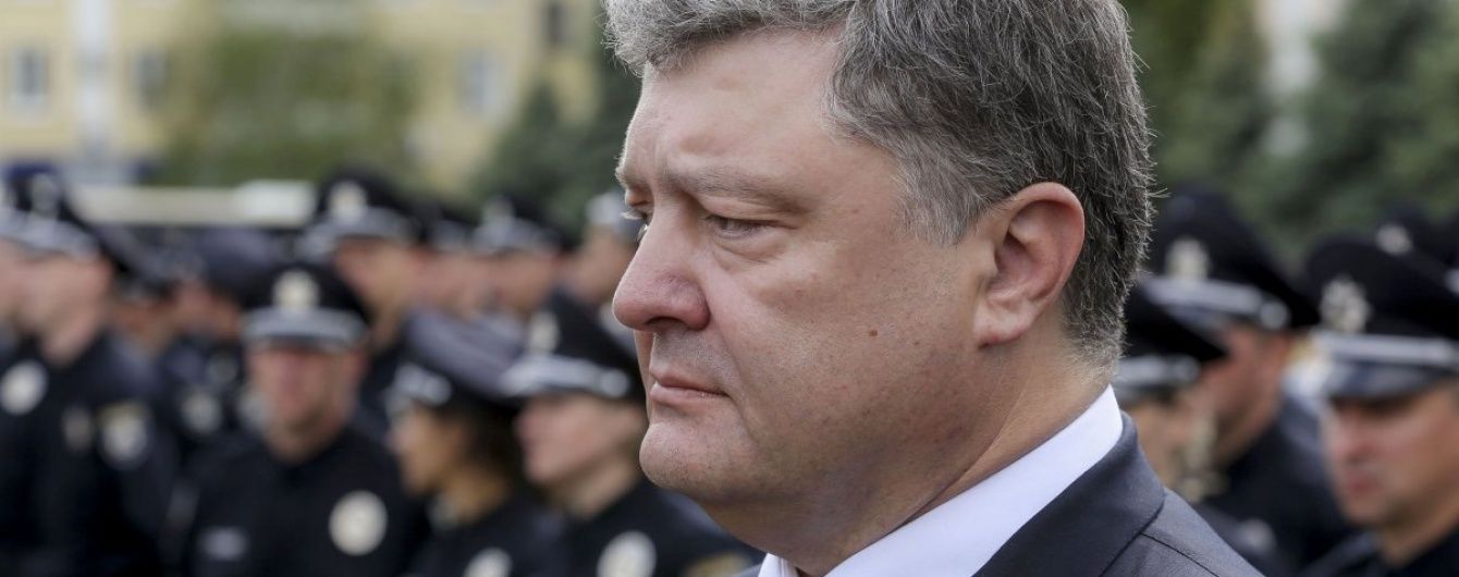 Порошенко обурився тим, що в ЗСУ й Нацгвардії отримують більшу зарплату, ніж у прикордонників