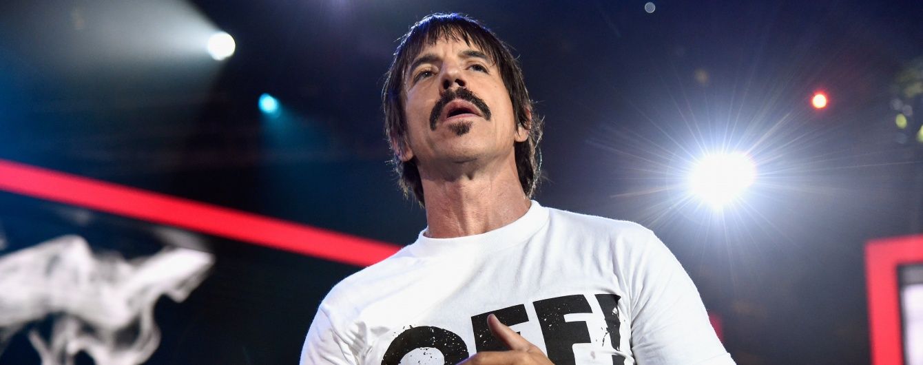 Вокаліст легендарних Red Hot Chili Peppers госпіталізований