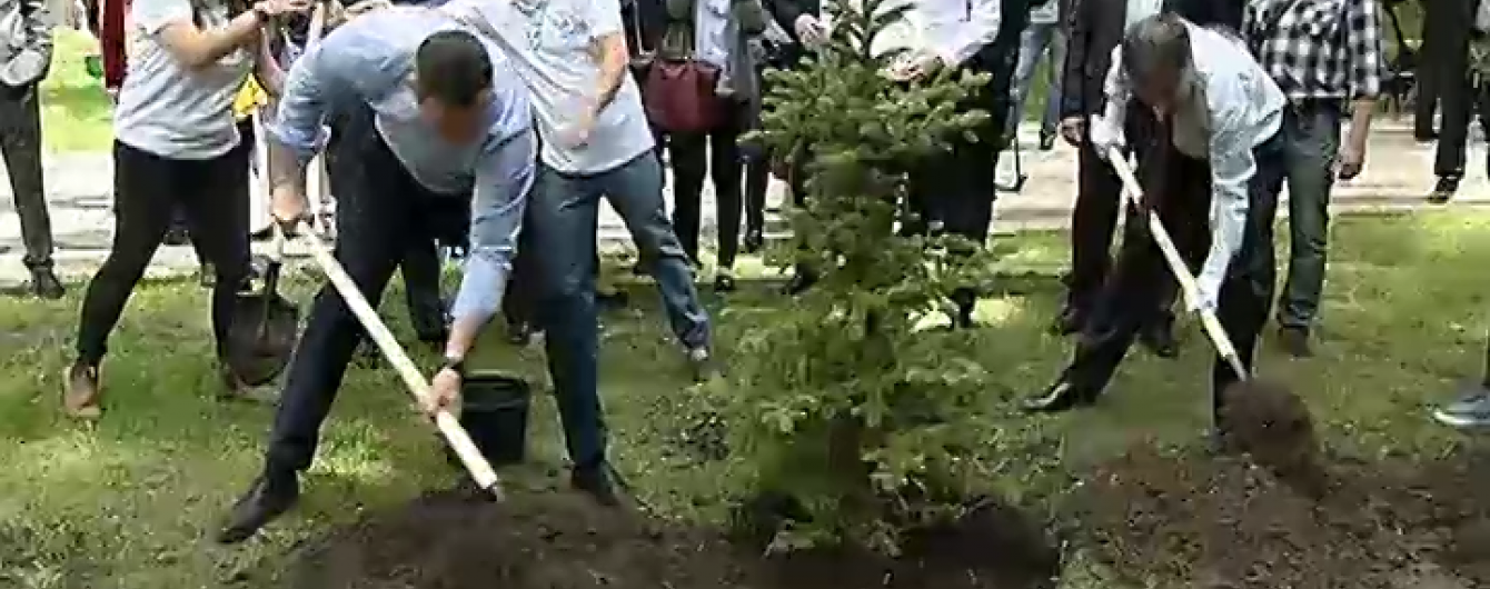 Біля Верховної Ради з'явилась "Алея Ізраїлю"