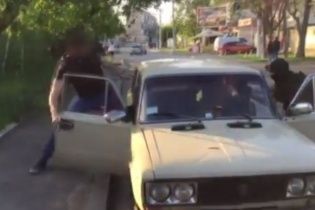 "Вбивство" адвоката в Одесі: з'явилося відео затримання кілерів